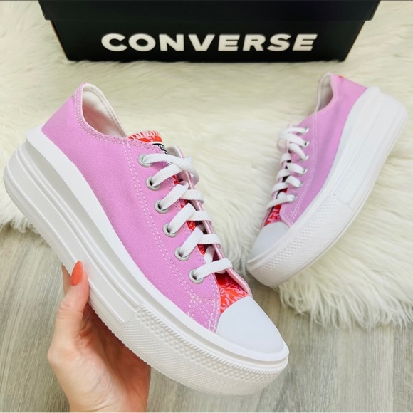 Converse Shoes - NWT Converse Chuck Taylor All Star Move Platform Women’s Shoes